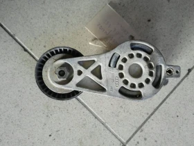 Обтегач пистов ремък Фолксваген Голф 5 2.0TFSI