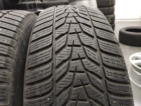 Гуми Зимни 235/65R17, снимка 4