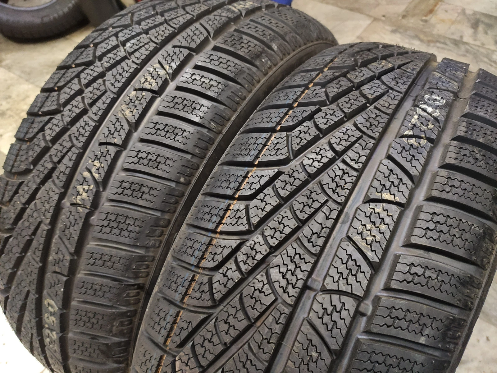  235/55R17 | Mobile.bg   4