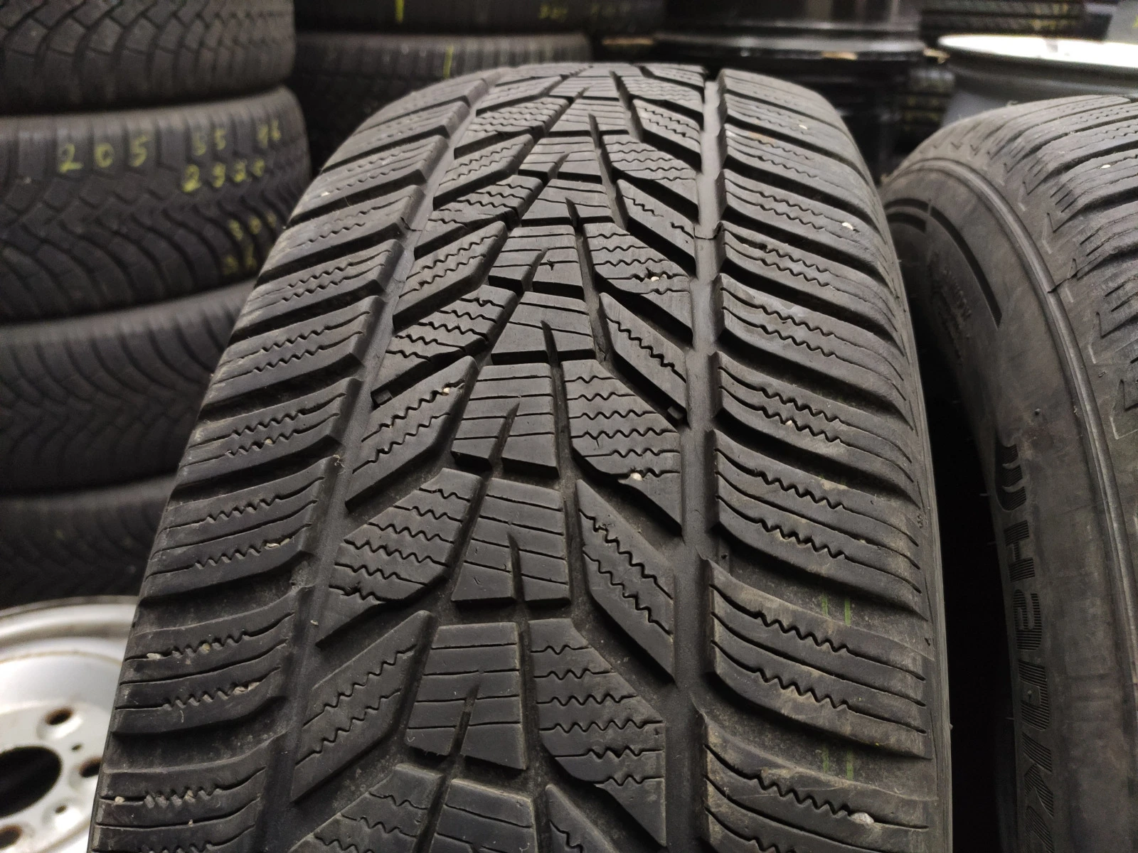  235/65R17 | Mobile.bg   1