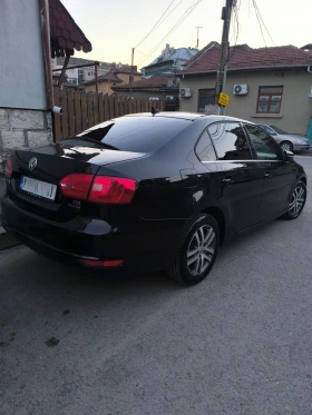 Обява за продажба на VW Jetta Comfortline с 4л. Разход Най-надлежния 1, 6 дизел ~9 999 лв. - изображение 2 | Auto.bg Обява за продажба на VW Jetta Comfortline с 4л. Разход Най-надлежния 1, 6 дизел ~9 999 лв. - изображение 2