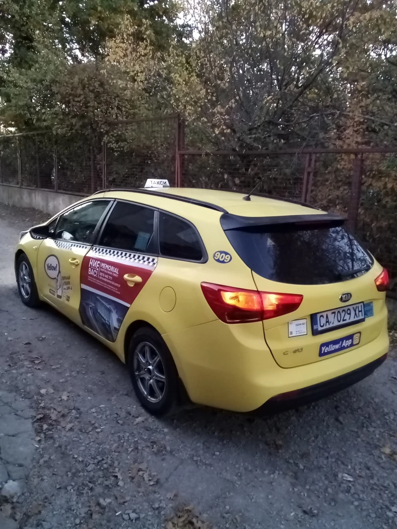 Kia Ceed Taxi, снимка 6 - Автомобили и джипове - 47819620