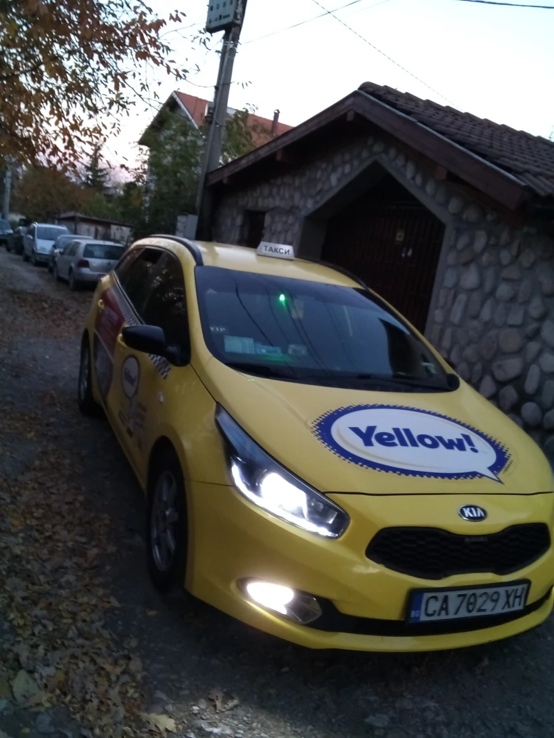 Kia Ceed Taxi, снимка 4 - Автомобили и джипове - 47819620