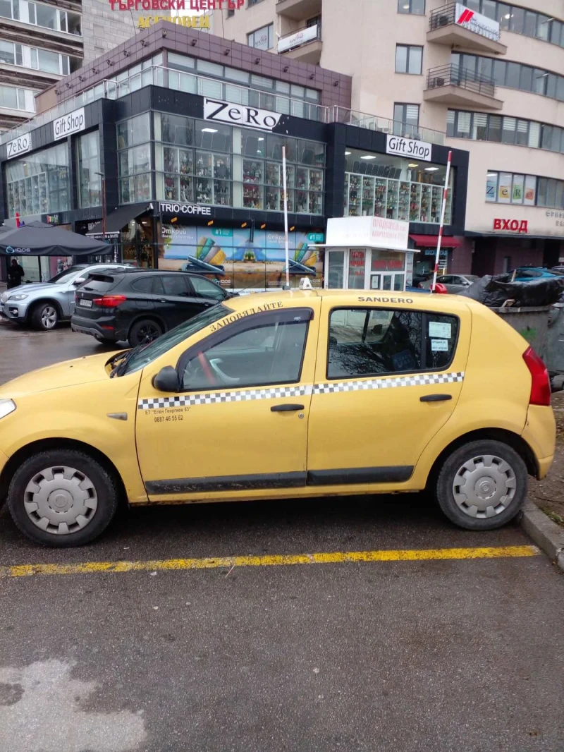 Dacia Sandero, снимка 1 - Автомобили и джипове - 48248103