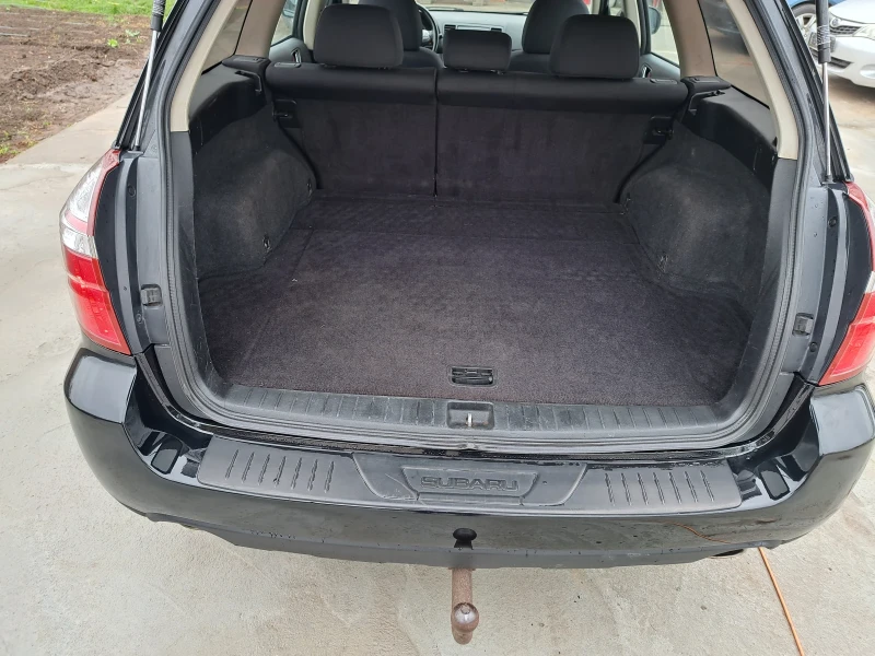 Subaru Outback 2.5 avtomat, снимка 12 - Автомобили и джипове - 48428395