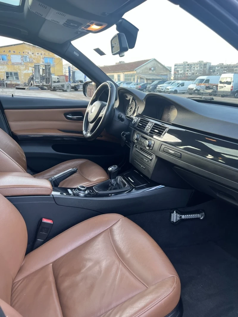 BMW 320 Full Pano, снимка 13 - Автомобили и джипове - 48852638