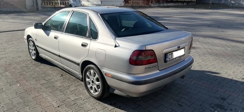 Volvo S40 1.8 газ/бензин, снимка 5 - Автомобили и джипове - 49115296