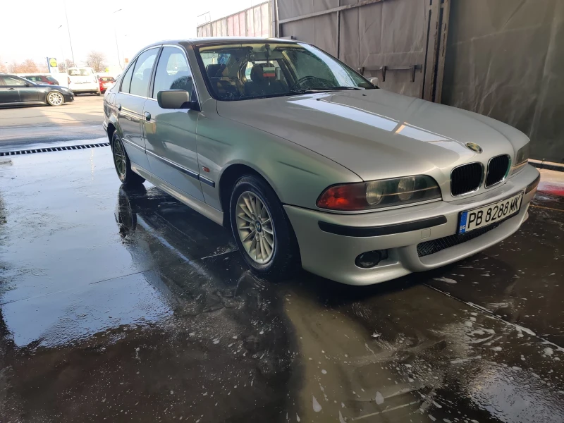 BMW 520 2.0i, снимка 2 - Автомобили и джипове - 49319263