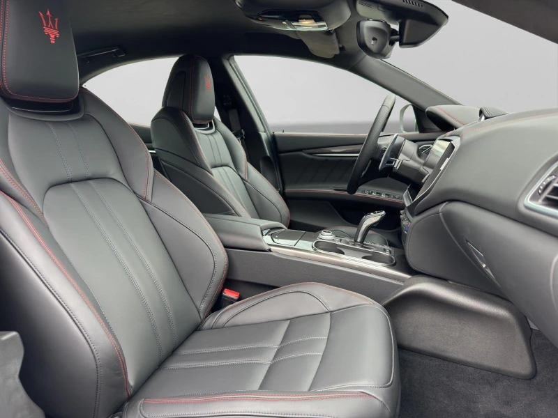 Maserati Ghibli MODENA NAVI CAMERA , снимка 13 - Автомобили и джипове - 51508663