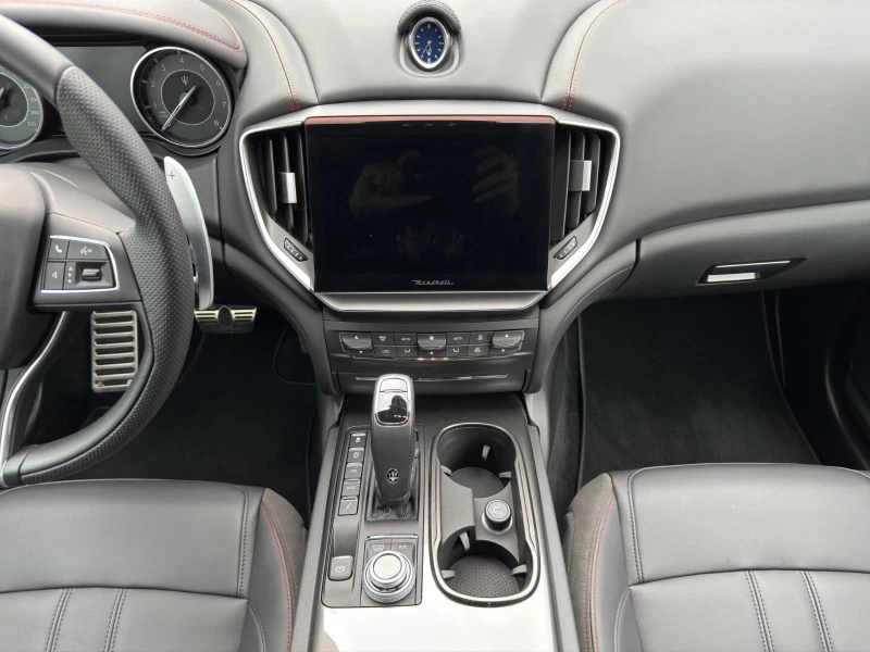 Maserati Ghibli MODENA NAVI CAMERA , снимка 11 - Автомобили и джипове - 51508663