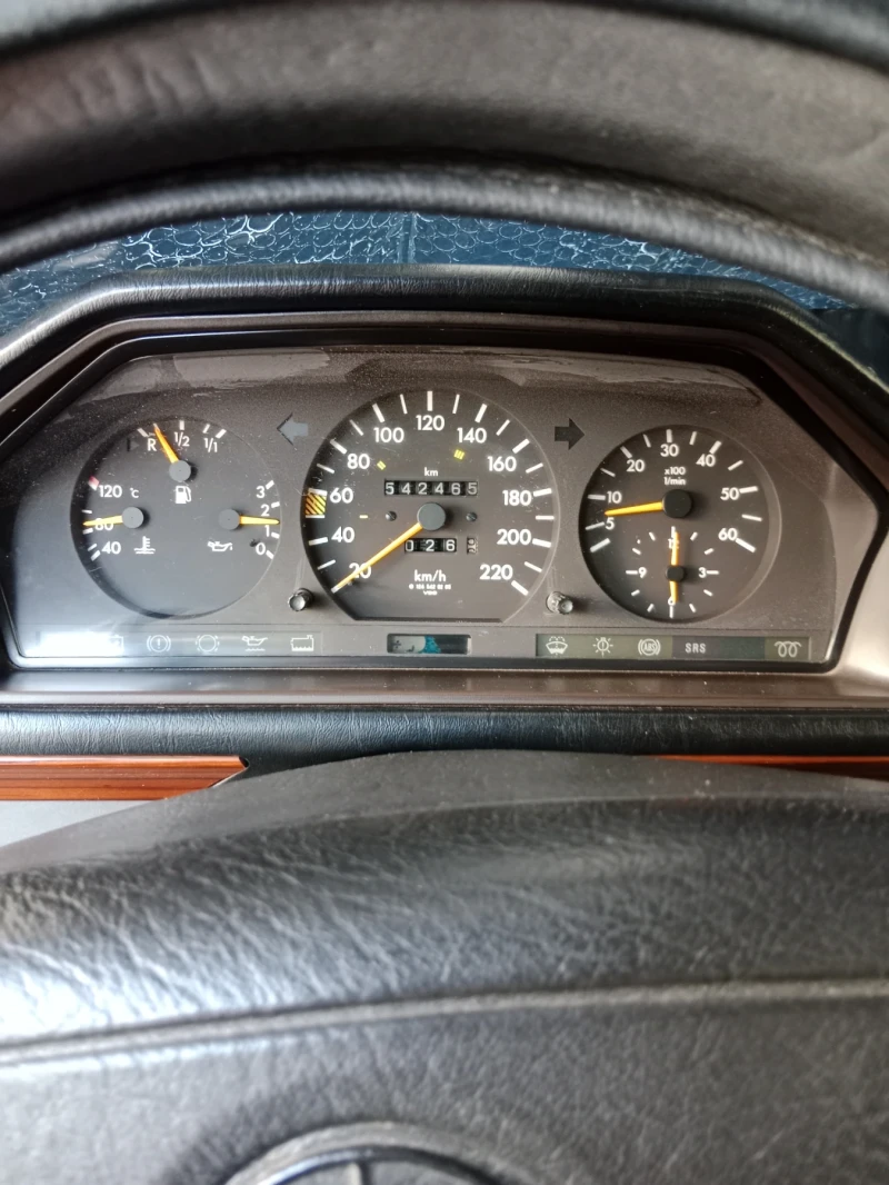 Mercedes-Benz 124 E 300 diesel , снимка 4 - Автомобили и джипове - 51795616