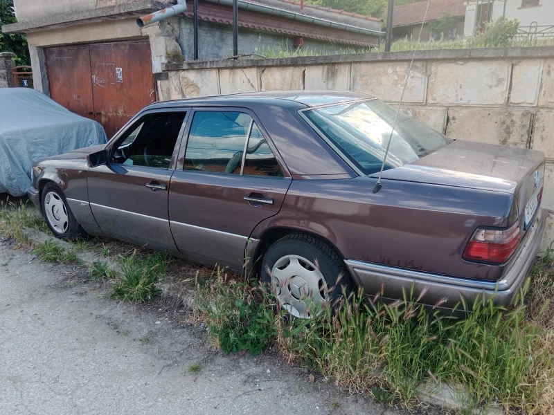 Mercedes-Benz 124 E 300 diesel , снимка 7 - Автомобили и джипове - 51795616
