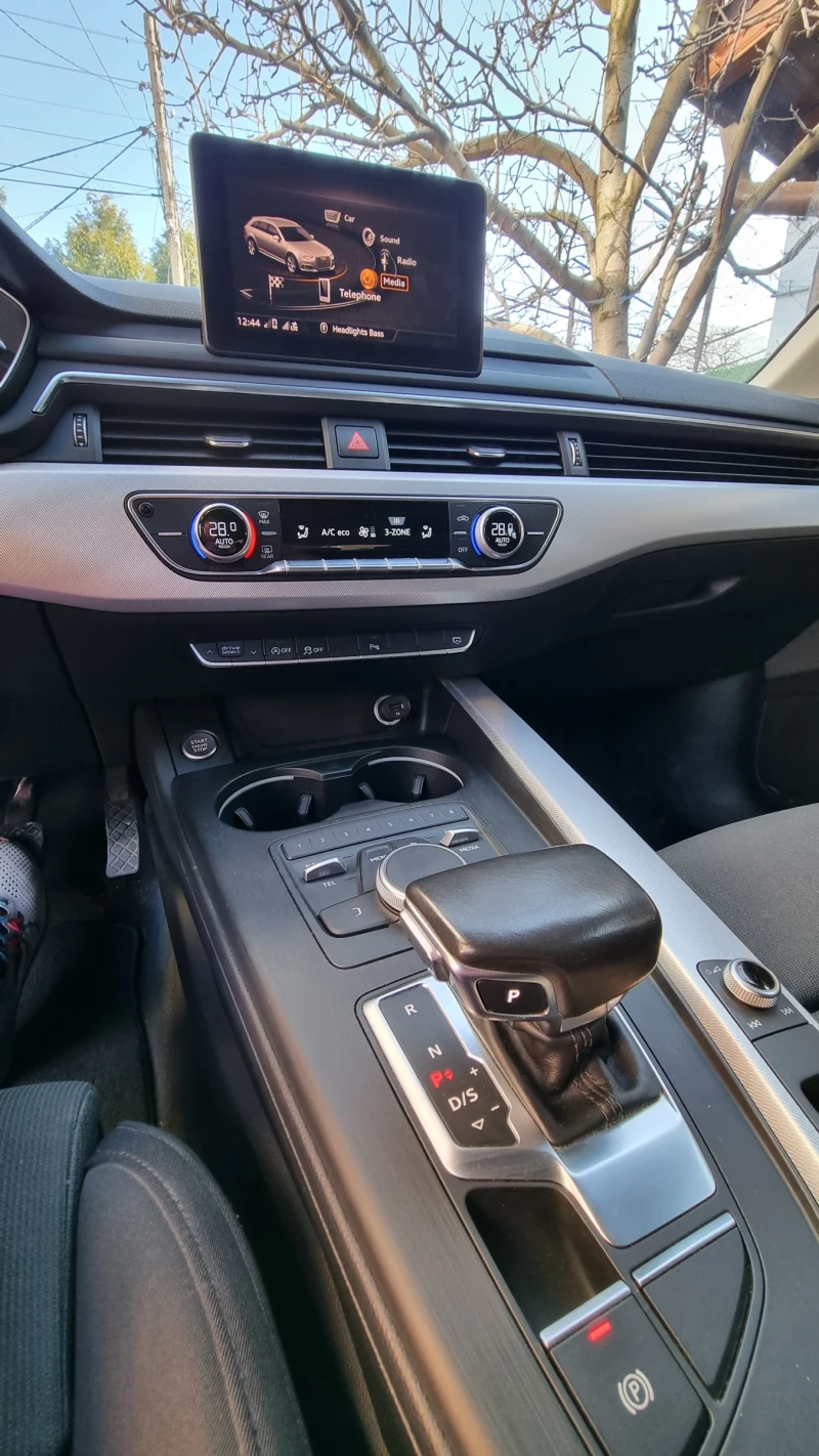 Audi A4, снимка 11 - Автомобили и джипове - 52806990