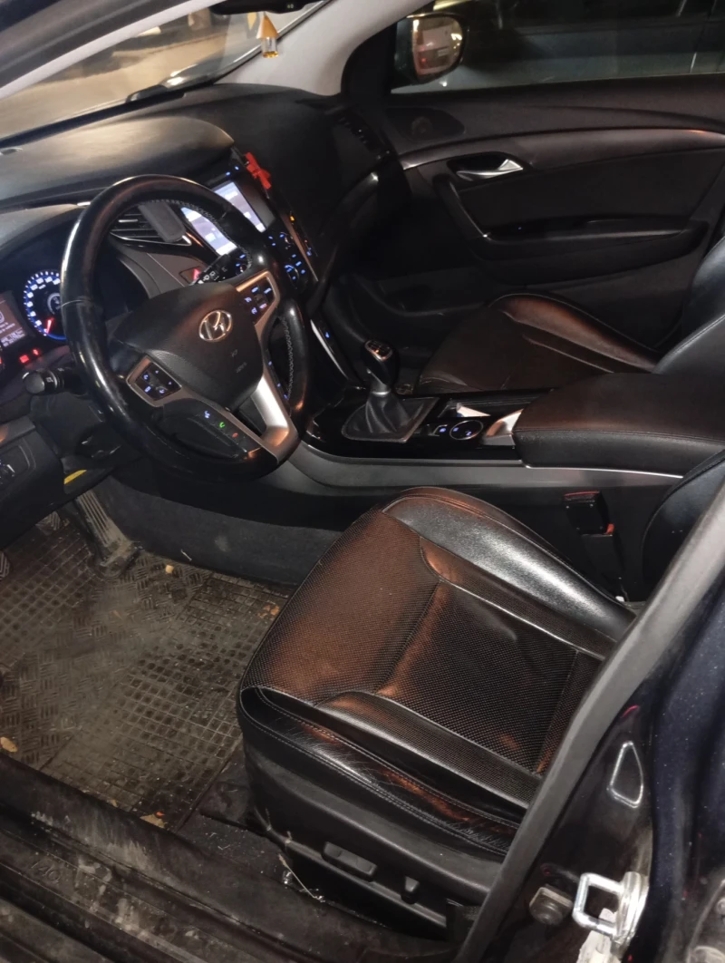 Hyundai I40 1.7, снимка 5 - Автомобили и джипове - 52830469