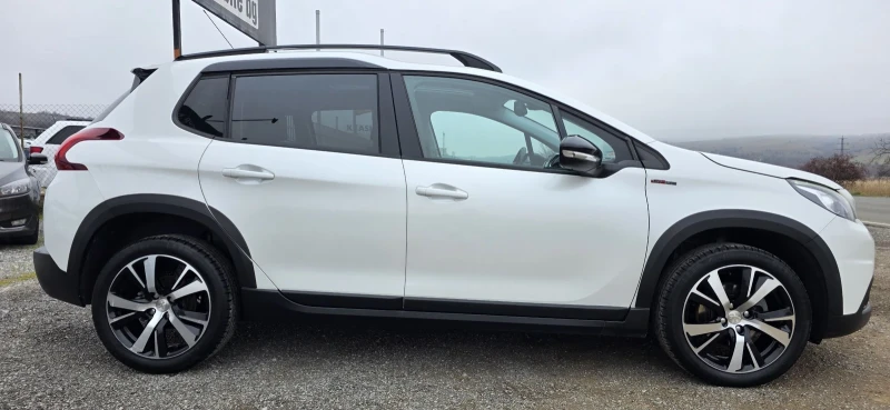 Peugeot 2008 1.2i Pure Tech/GT-Line/Camera/Navi, снимка 5 - Автомобили и джипове - 52873945