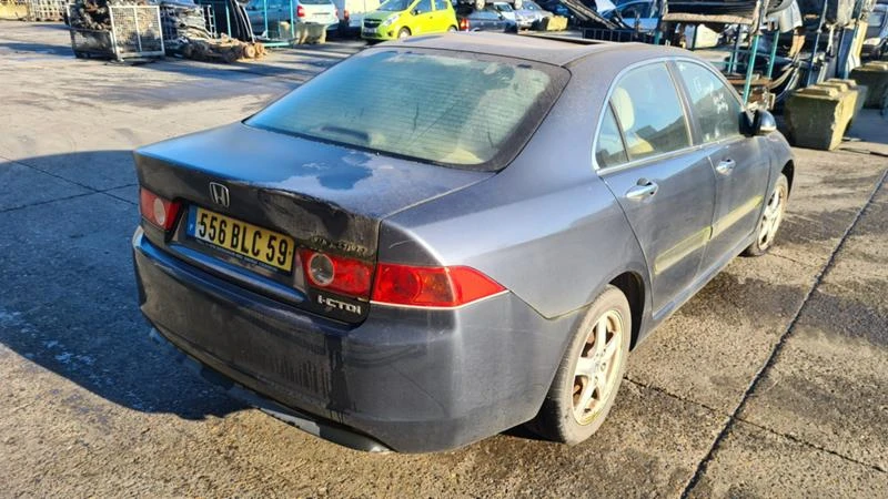 Honda Accord 2.2 i-CTDi, снимка 3 - Автомобили и джипове - 36255482