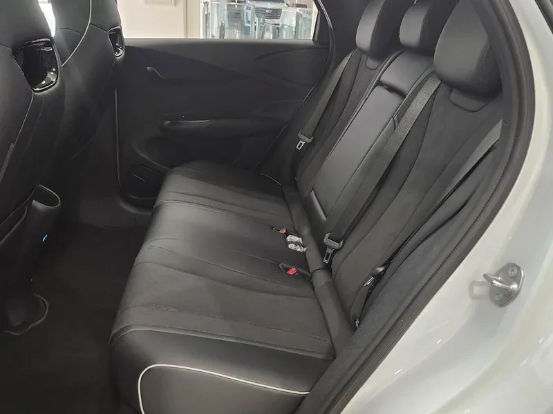 BYD Dolphin САМО 30% АВАНС, снимка 14 - Автомобили и джипове - 56223373