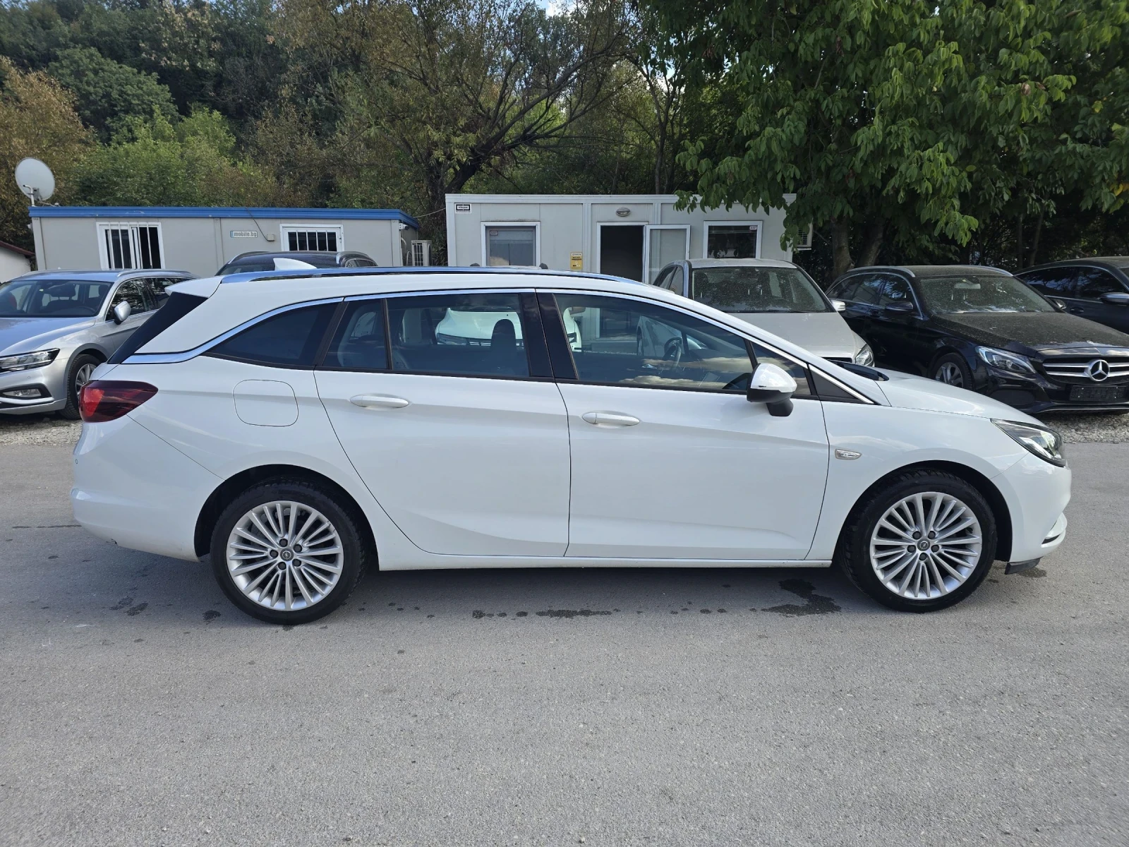 Opel Astra 1.6cdti 110к.с Business  - изображение 8