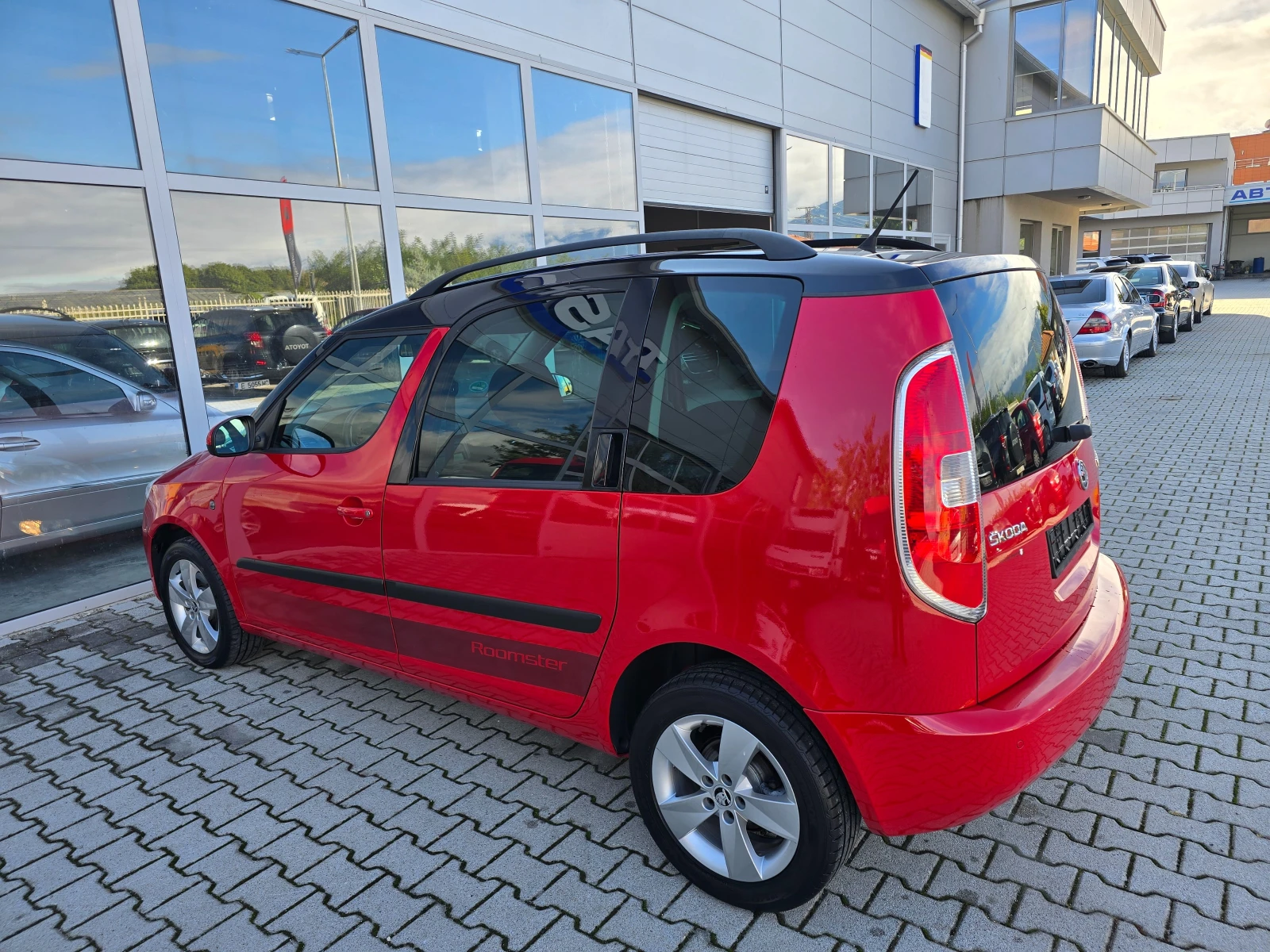 Skoda Roomster 1.6 TDi !! Panorama !! - изображение 8