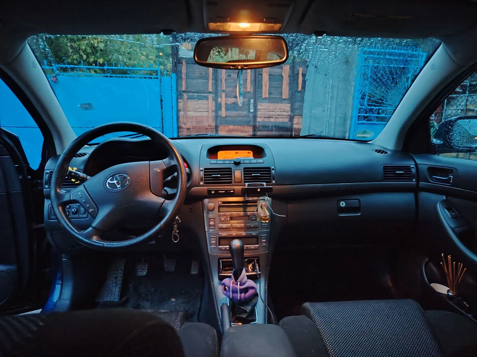 Toyota Avensis T25 1.8 VVTi/ГАЗ - изображение 6