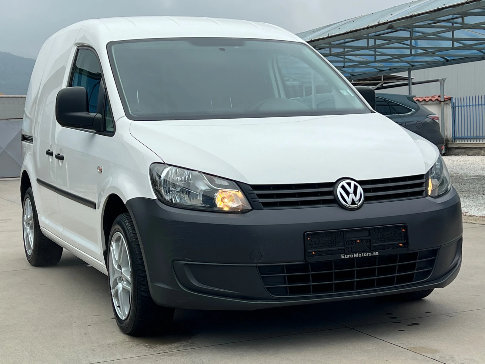 VW Caddy 2.0-ECO FUEL-ПЪЛНА СЕРВИЗНА ИСТОРИЯ! - изображение 3