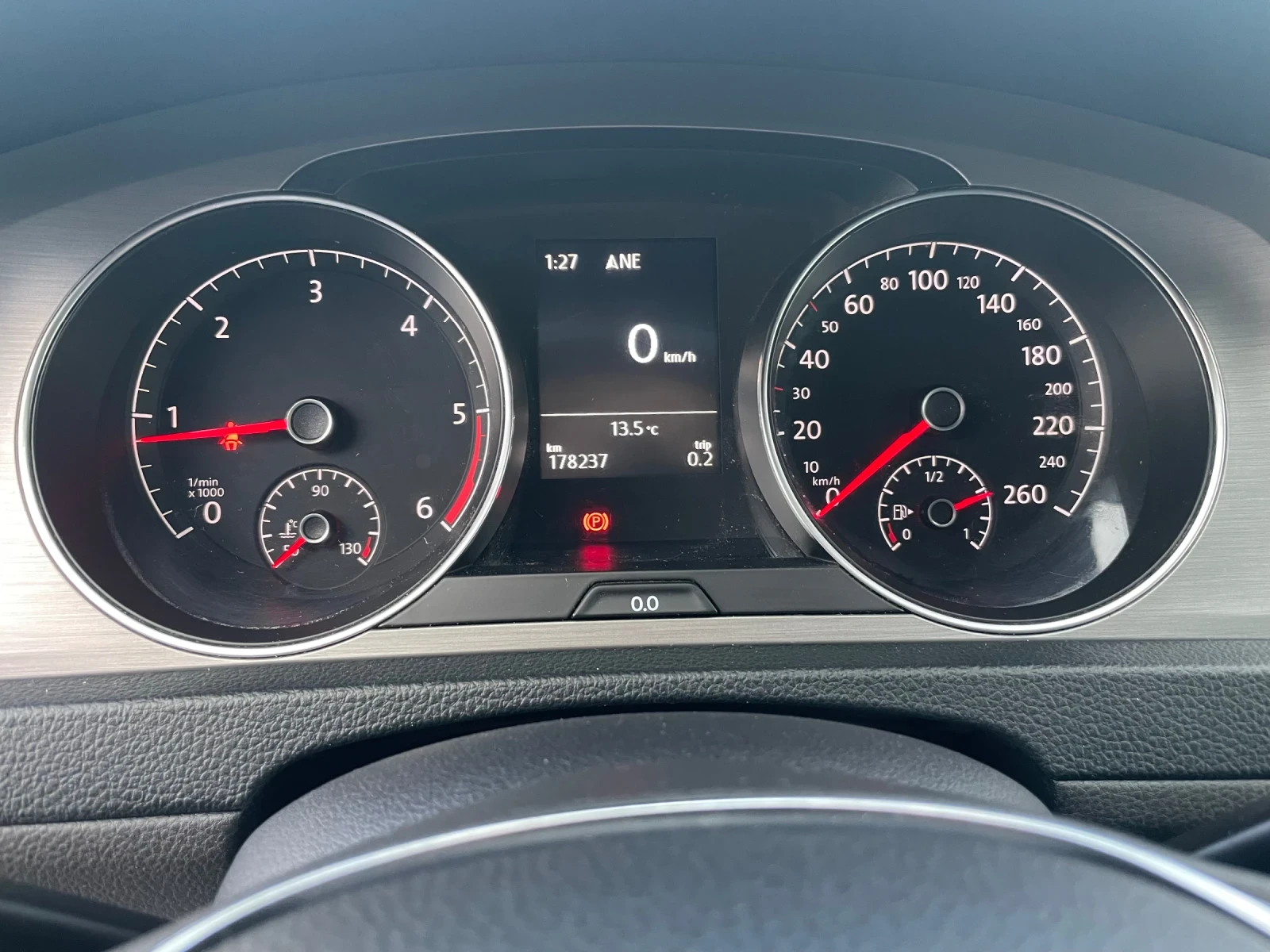 VW Golf 1.6TDI NAVI DISTRONIC HIGHLINE | Mobile.bg — изображение 13