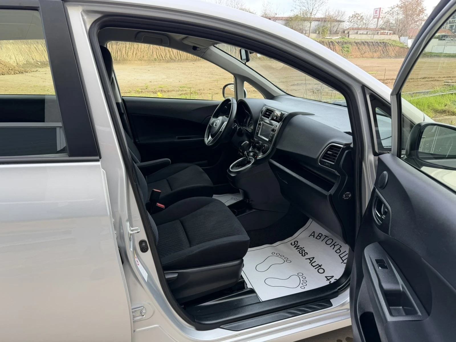 Toyota Verso S 1.3i Automat | Mobile.bg   13