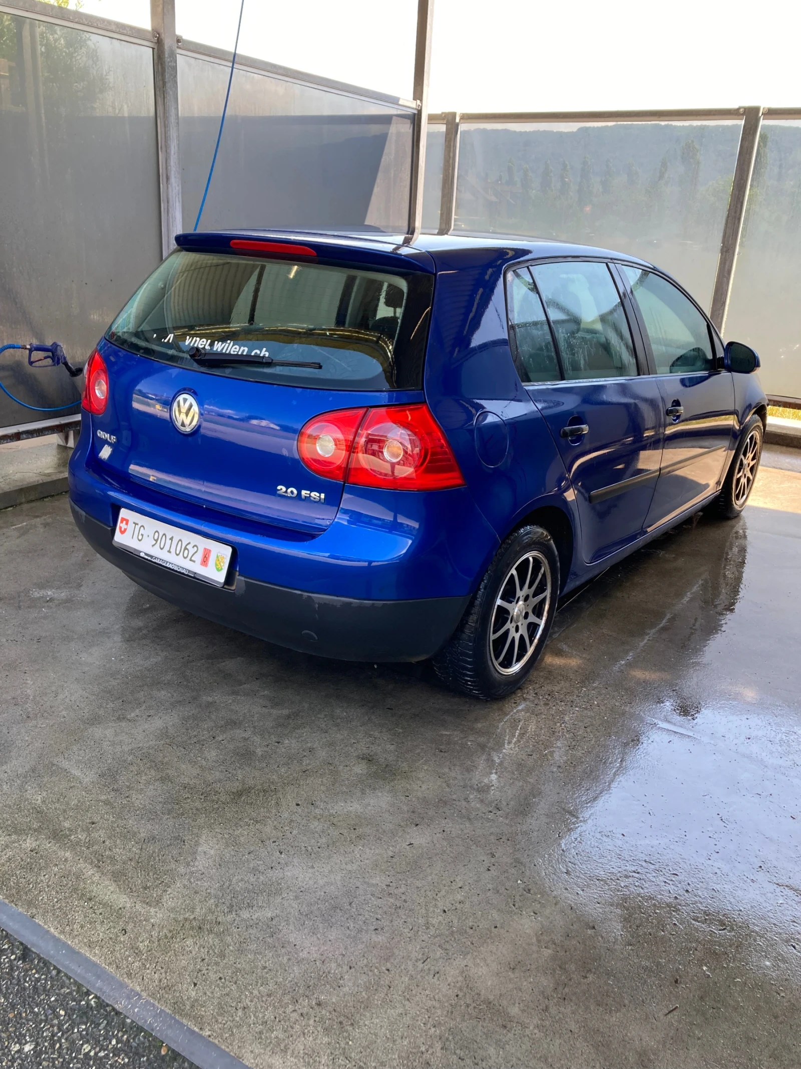 VW Golf 5 2.0 FSI SWISS - изображение 3