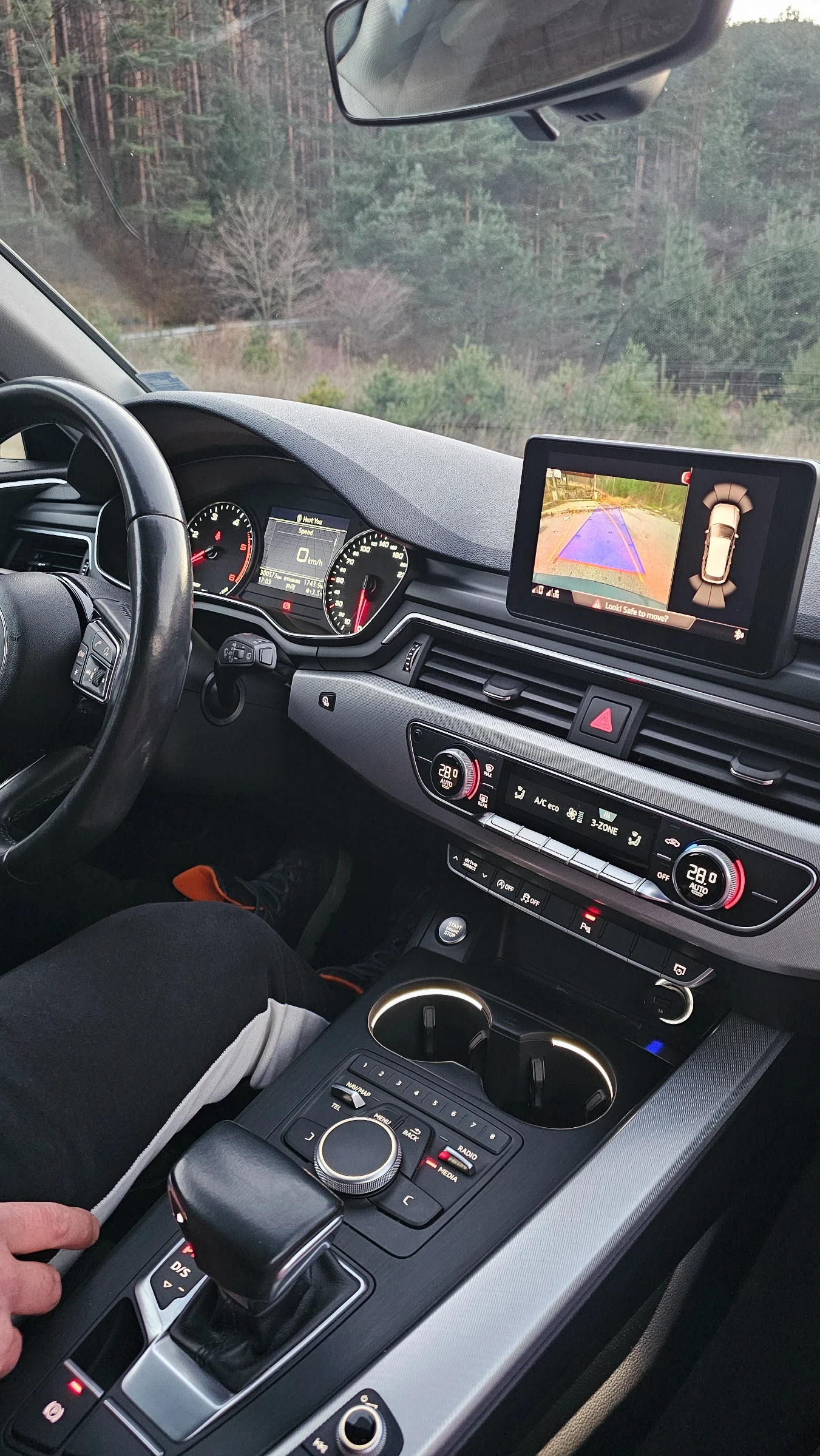 Audi A4  - изображение 9