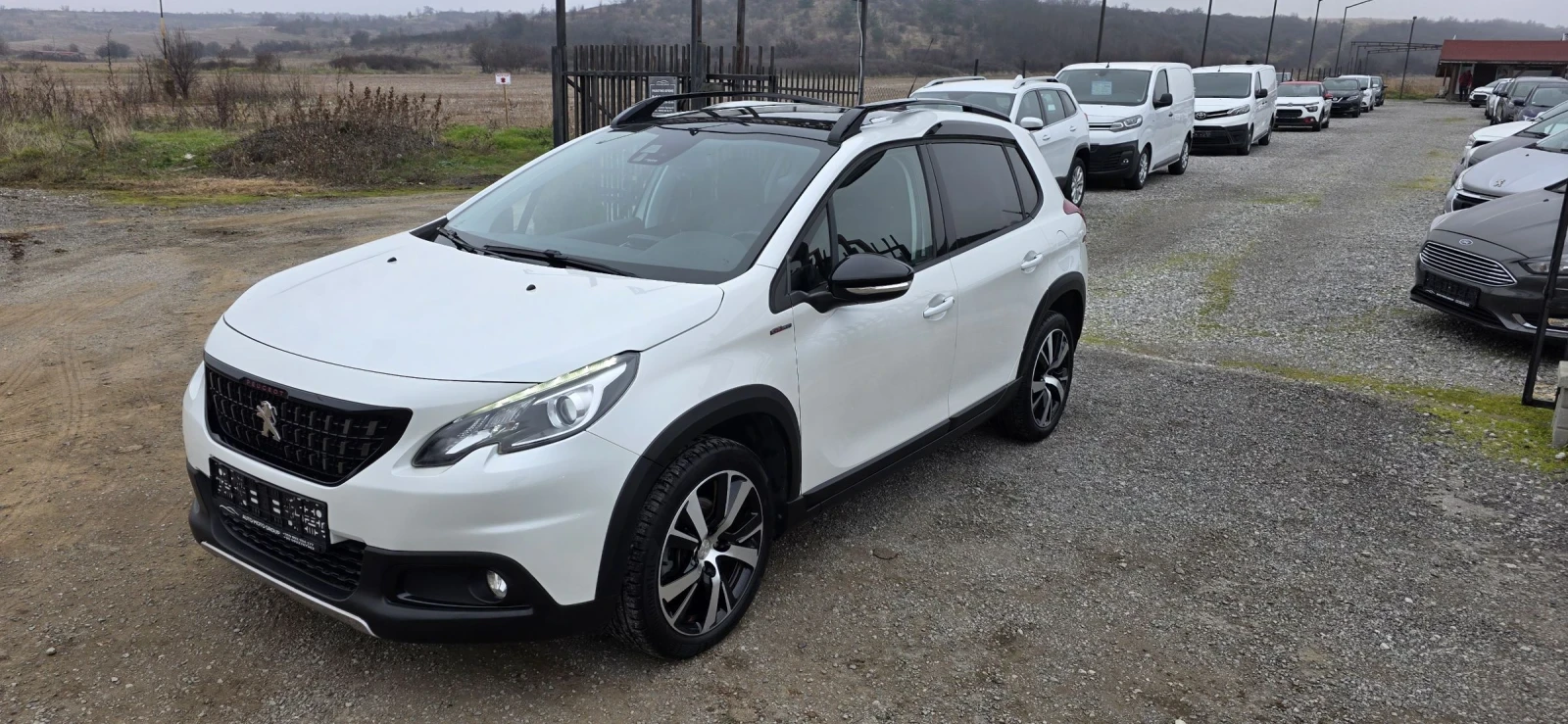 Peugeot 2008 1.2i Pure Tech/GT-Line/Camera/Navi - изображение 2