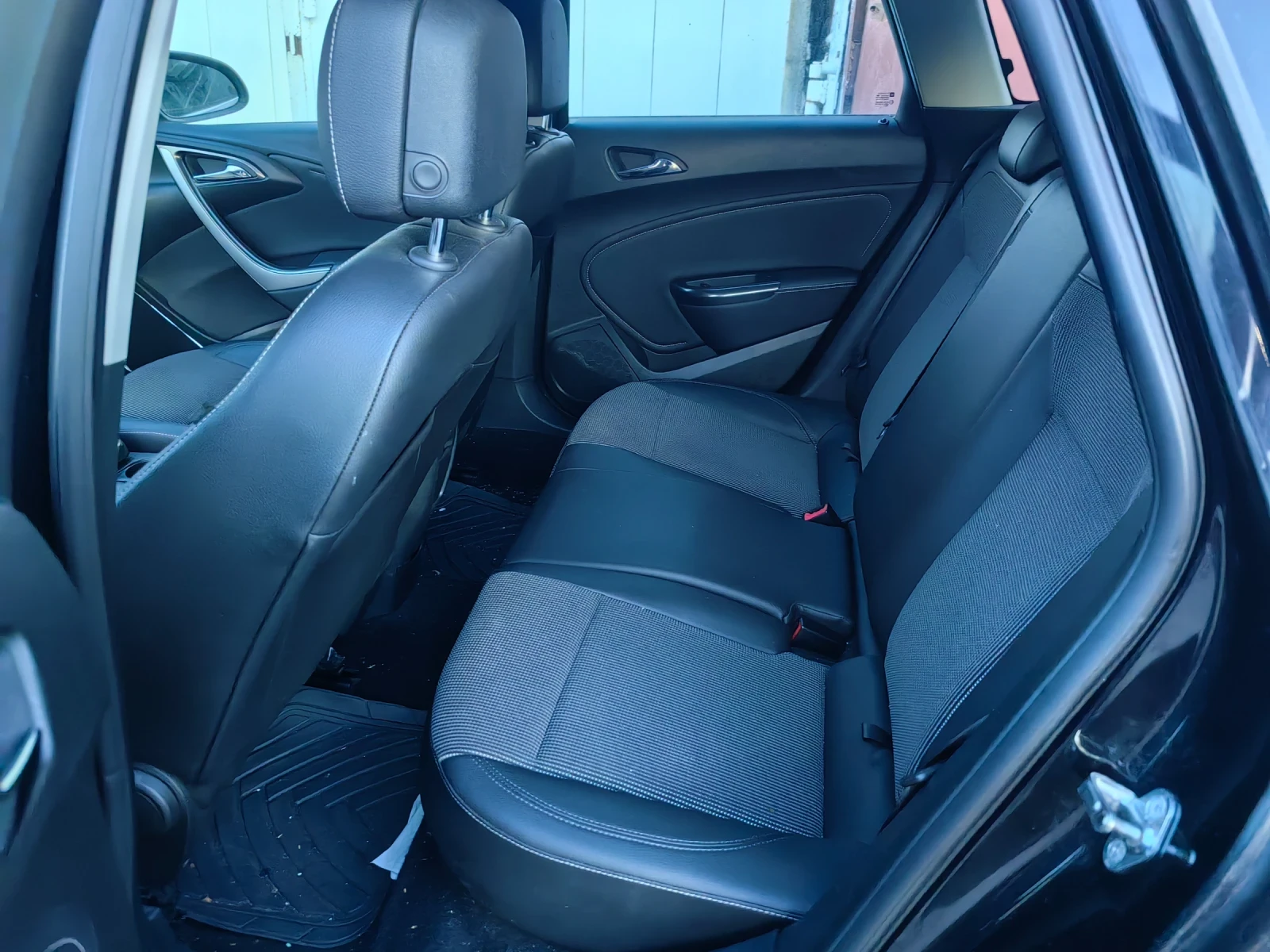 Opel Astra, снимка 8 - Автомобили и джипове - 53771747