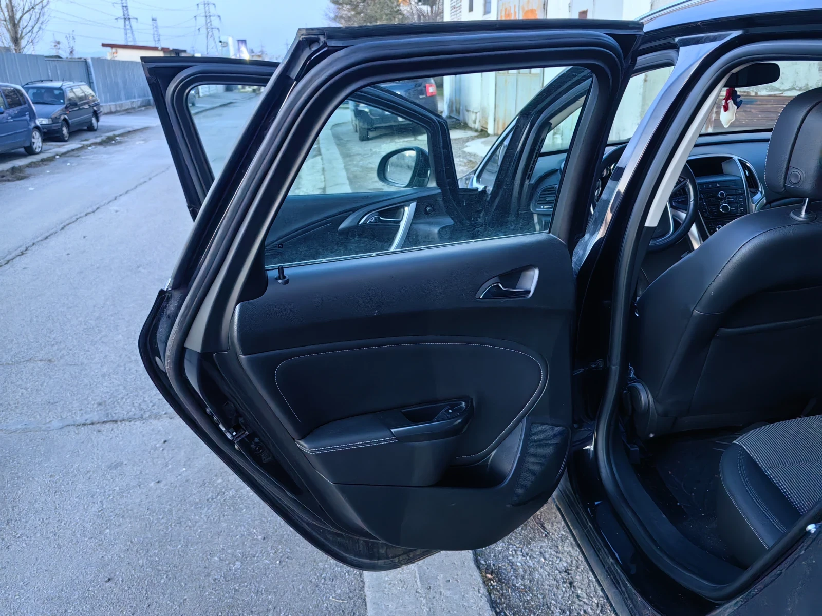 Opel Astra, снимка 11 - Автомобили и джипове - 53771747