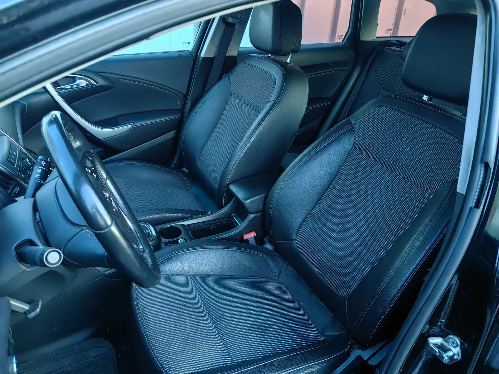 Opel Astra, снимка 7 - Автомобили и джипове - 53771747