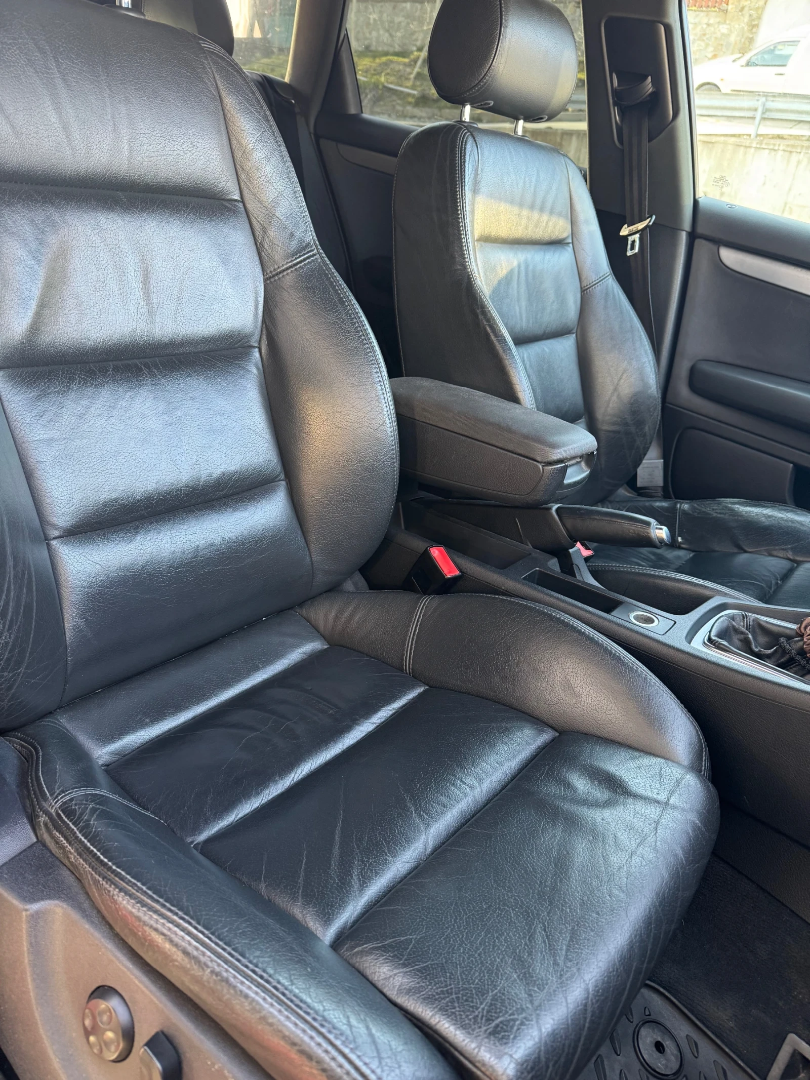 Audi A4, снимка 9 - Автомобили и джипове - 53831419