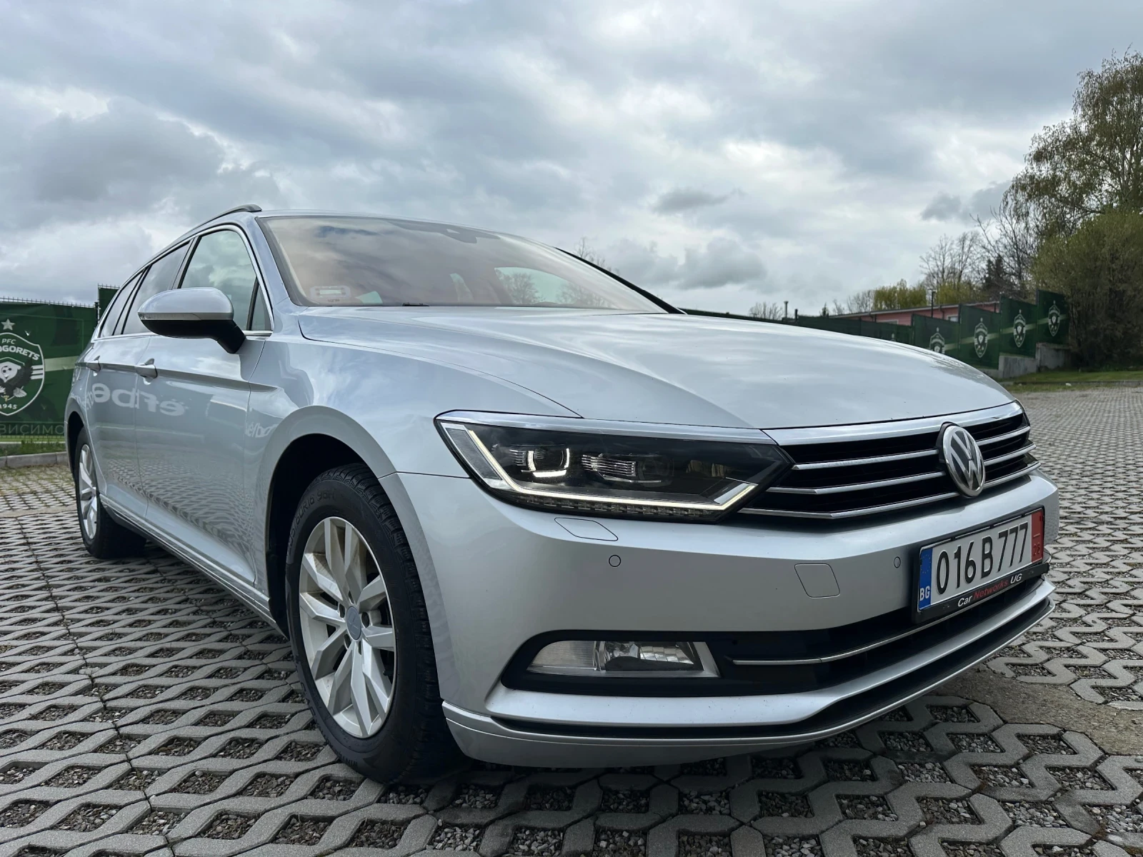 VW Passat Нов внос , снимка 2 - Автомобили и джипове - 54285573