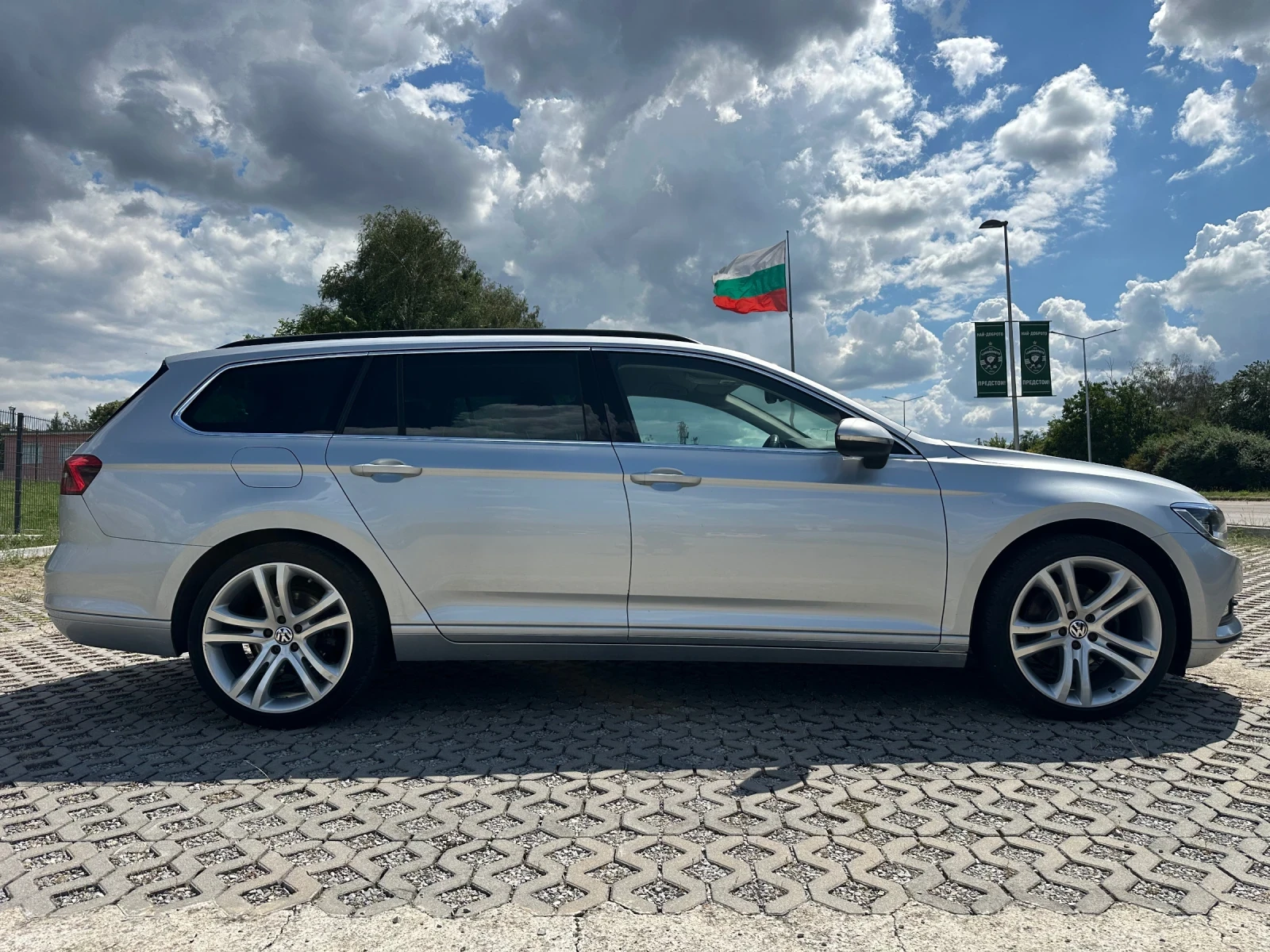 VW Passat Нов внос , снимка 13 - Автомобили и джипове - 55298063