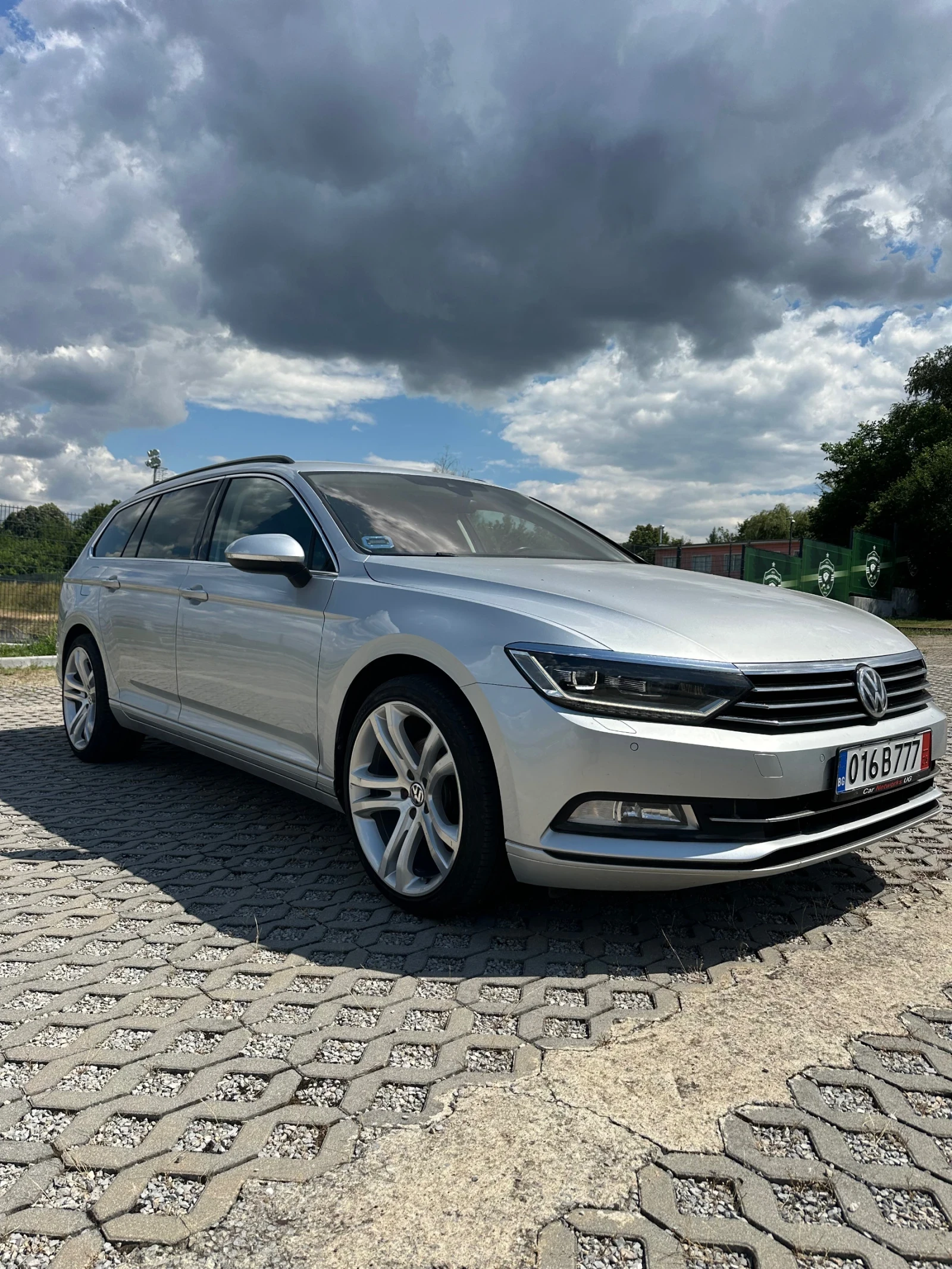 VW Passat Нов внос , снимка 14 - Автомобили и джипове - 55298063