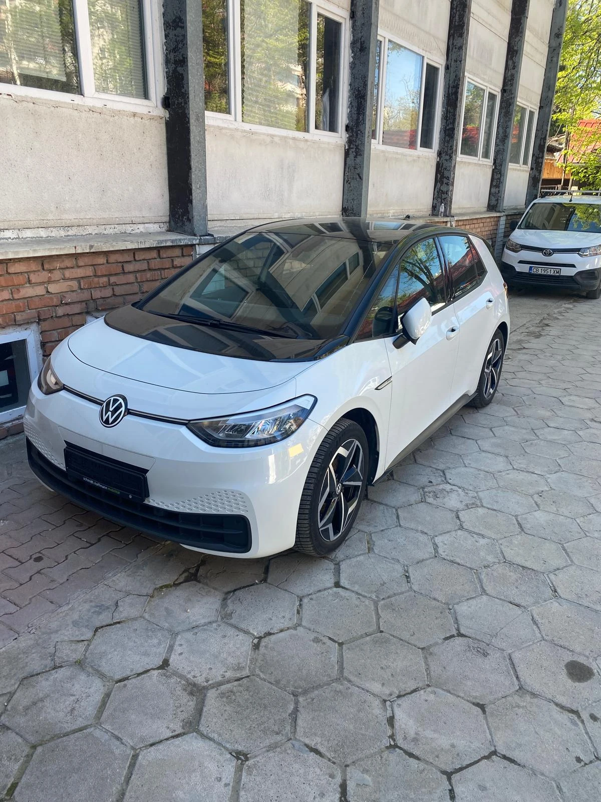 VW ID.3 Pro Performance, снимка 2 - Автомобили и джипове - 54321799