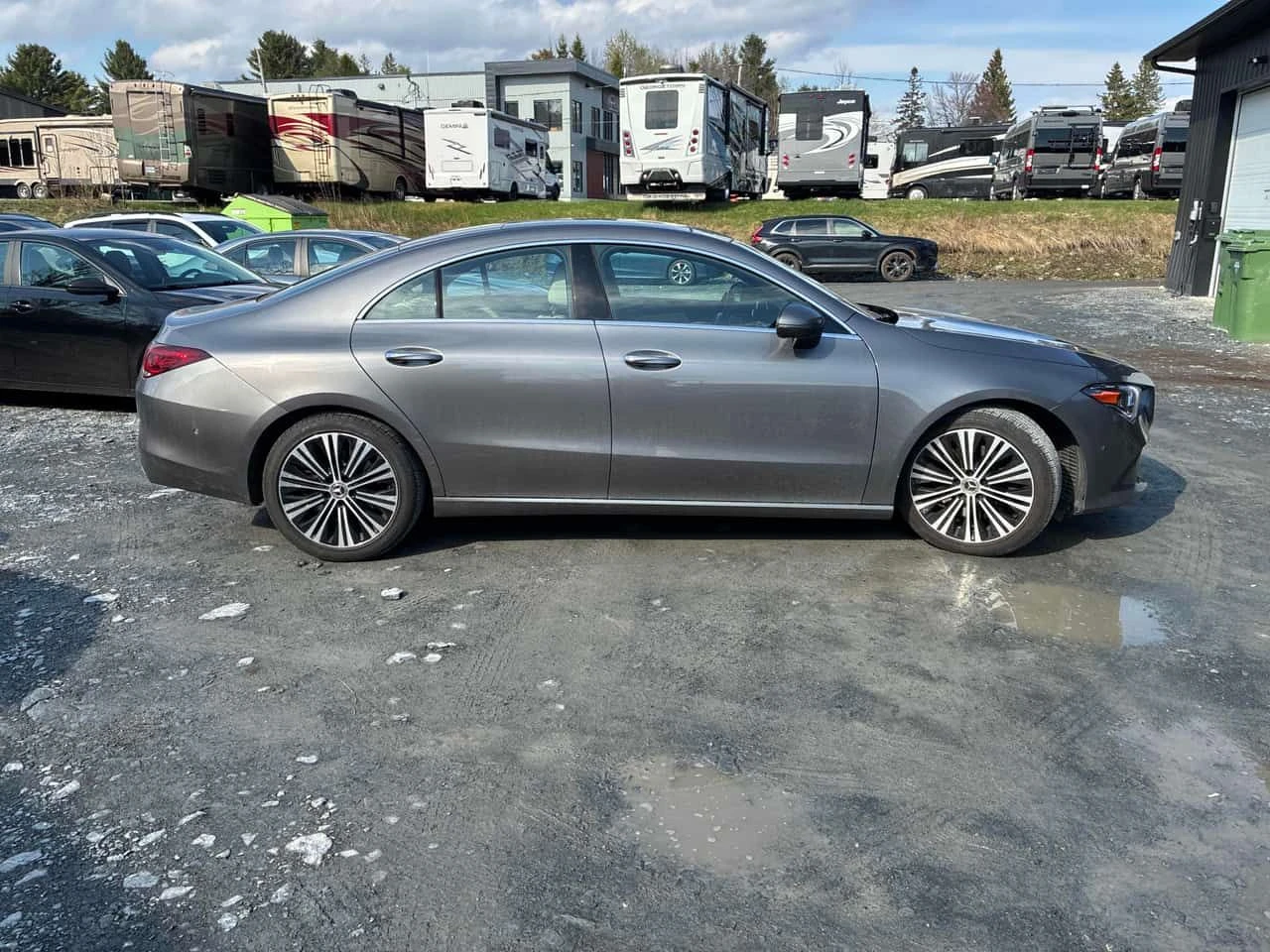 Mercedes-Benz CLA 250 | DISTRONIC| 360| PANO| ПОДГРЕВИ| КЛИП| CARFAX, снимка 5 - Автомобили и джипове - 54423907