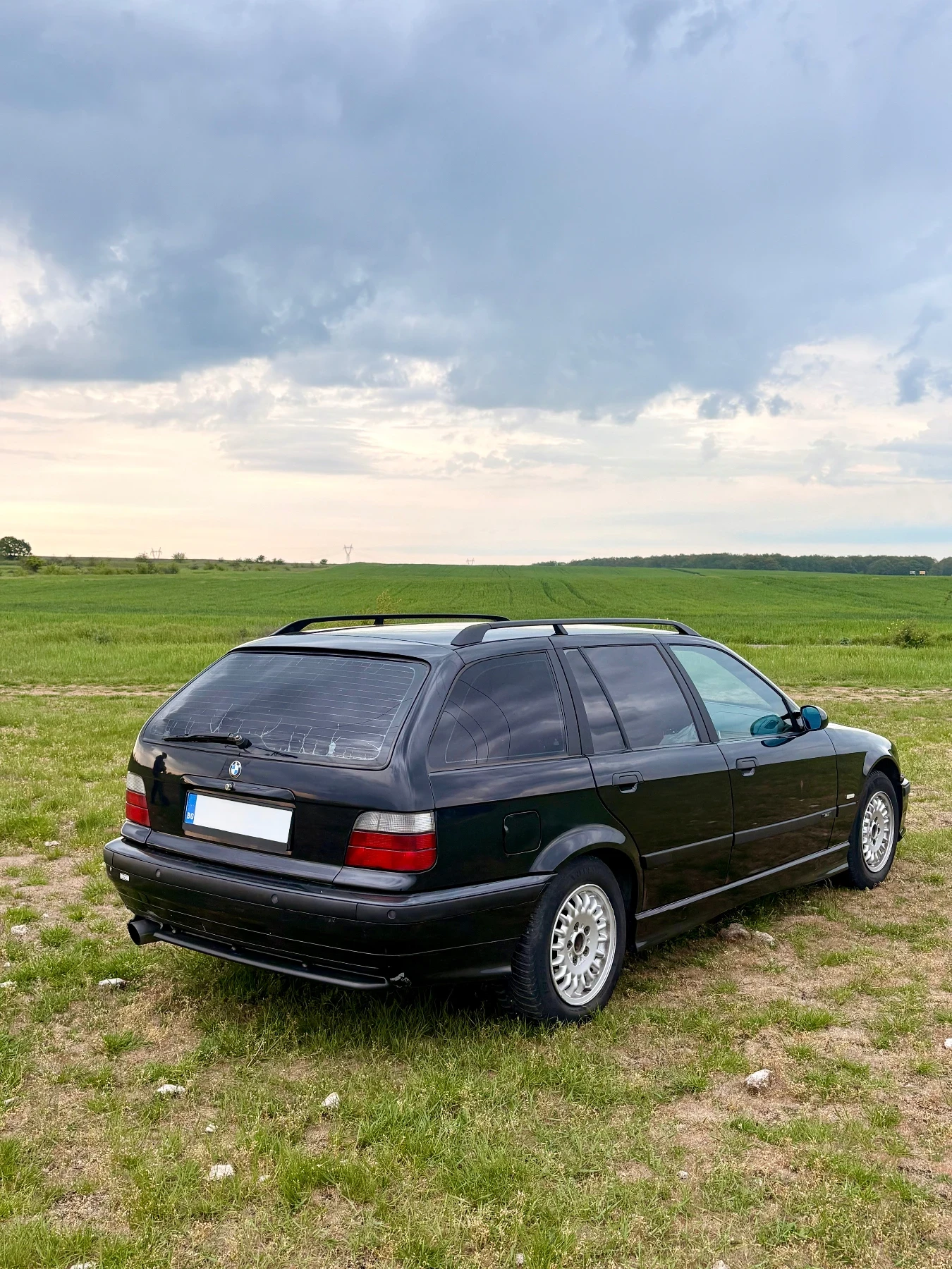 BMW 320 E36 320i Touring , снимка 6 - Автомобили и джипове - 54582672