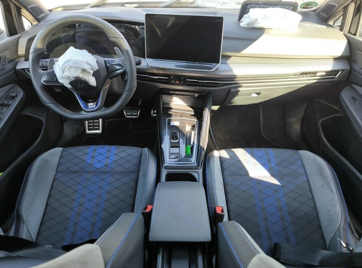 VW Golf R 8.5 AKRAPOVIC 18000KM | Mobile.bg � ����������� 6