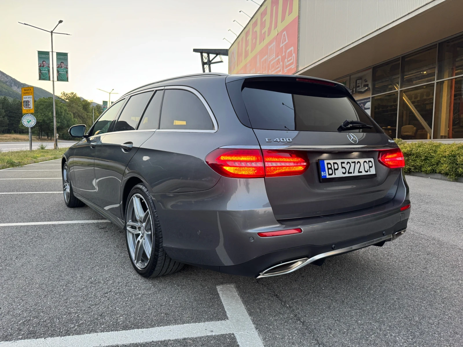 Mercedes-Benz E 400 AMG - Швейцария , снимка 10 - Автомобили и джипове - 55494656