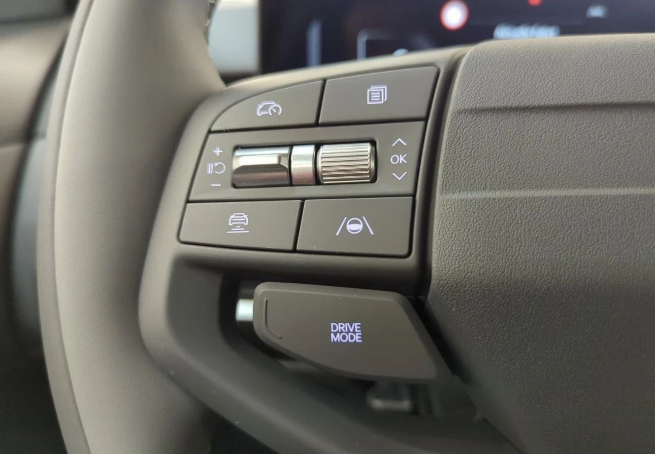 Kia EV3 81.4 kWh Long Range Air, снимка 15 - Автомобили и джипове - 55577412