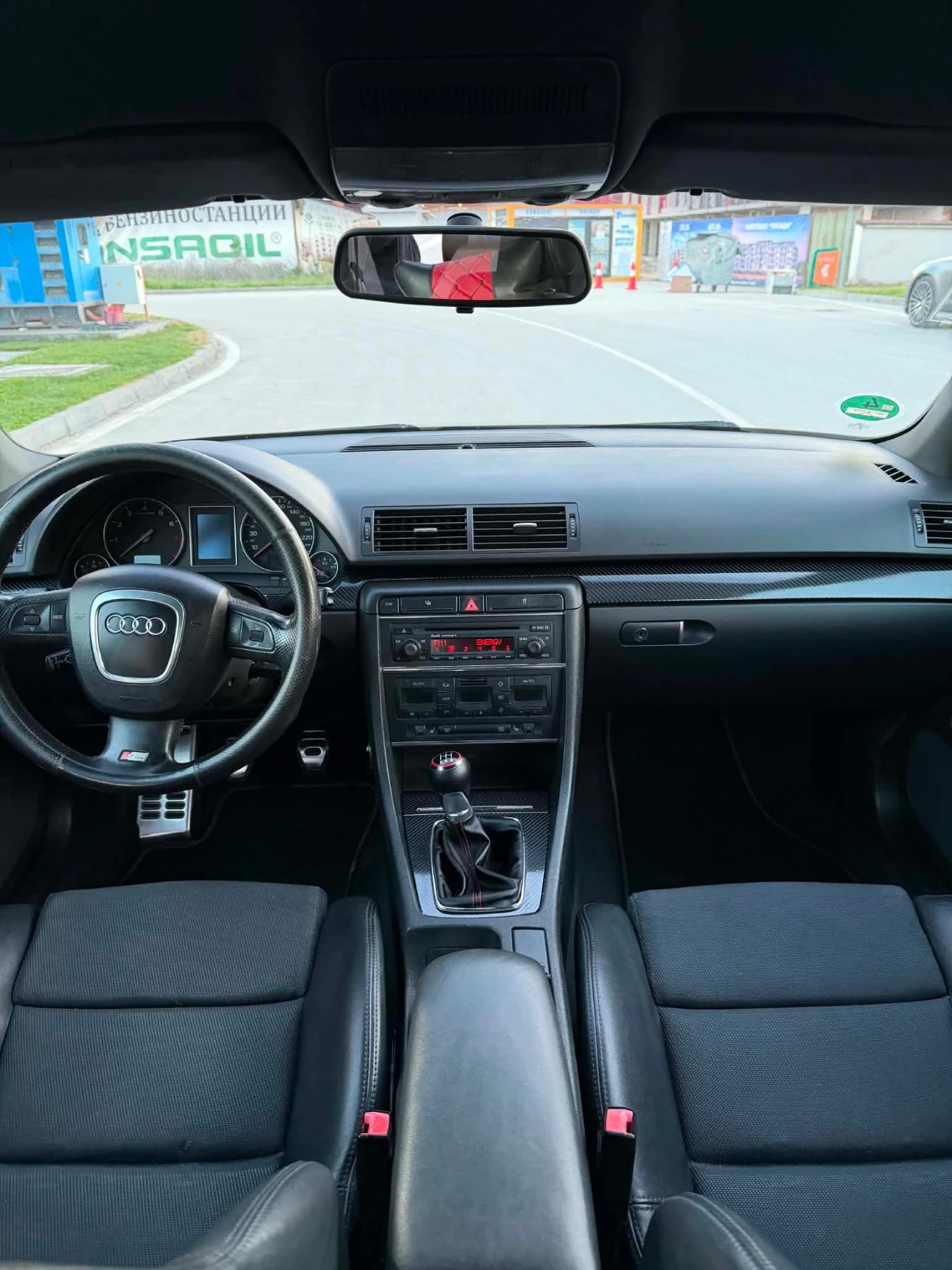 Audi A4 1.8turbo, снимка 8 - Автомобили и джипове - 55619719