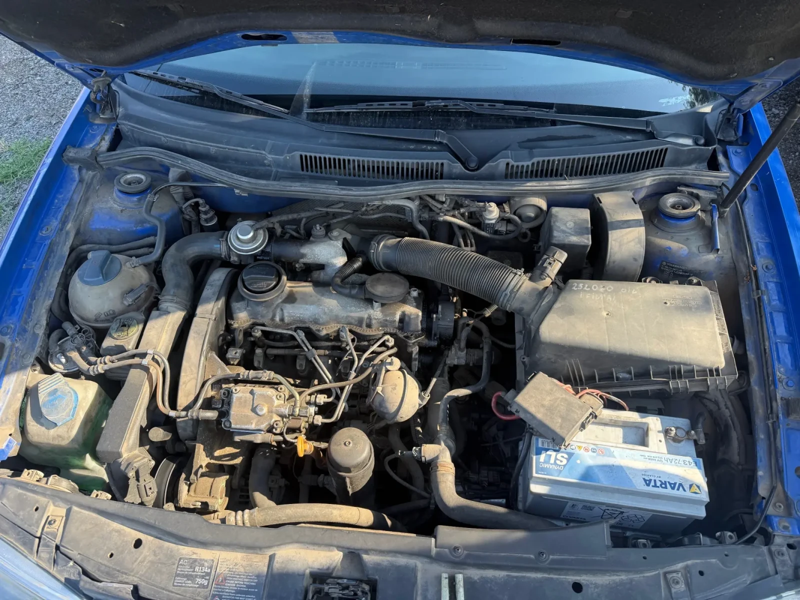 VW Golf 1.9, снимка 2 - Автомобили и джипове - 55630421