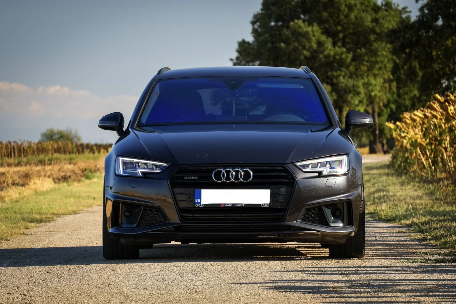 Audi A4 2019 50TDI 8ZF S-Line 286к.с