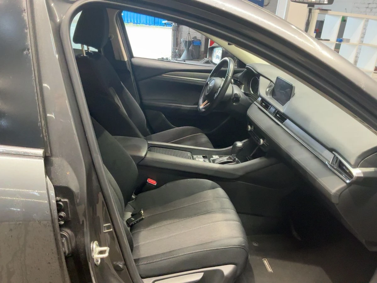 Mazda 6 2.0 Center-Line, снимка 7 - Автомобили и джипове - 55798543