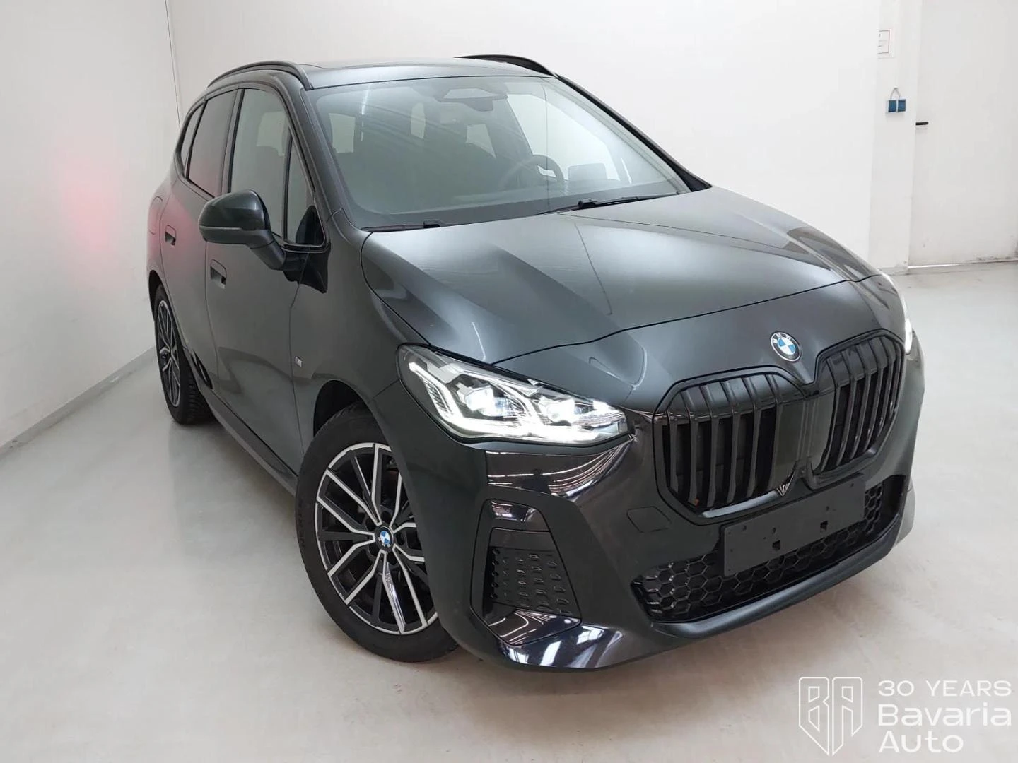 BMW 220 i Active Tourer Steptronic, снимка 4 - Автомобили и джипове - 56037203