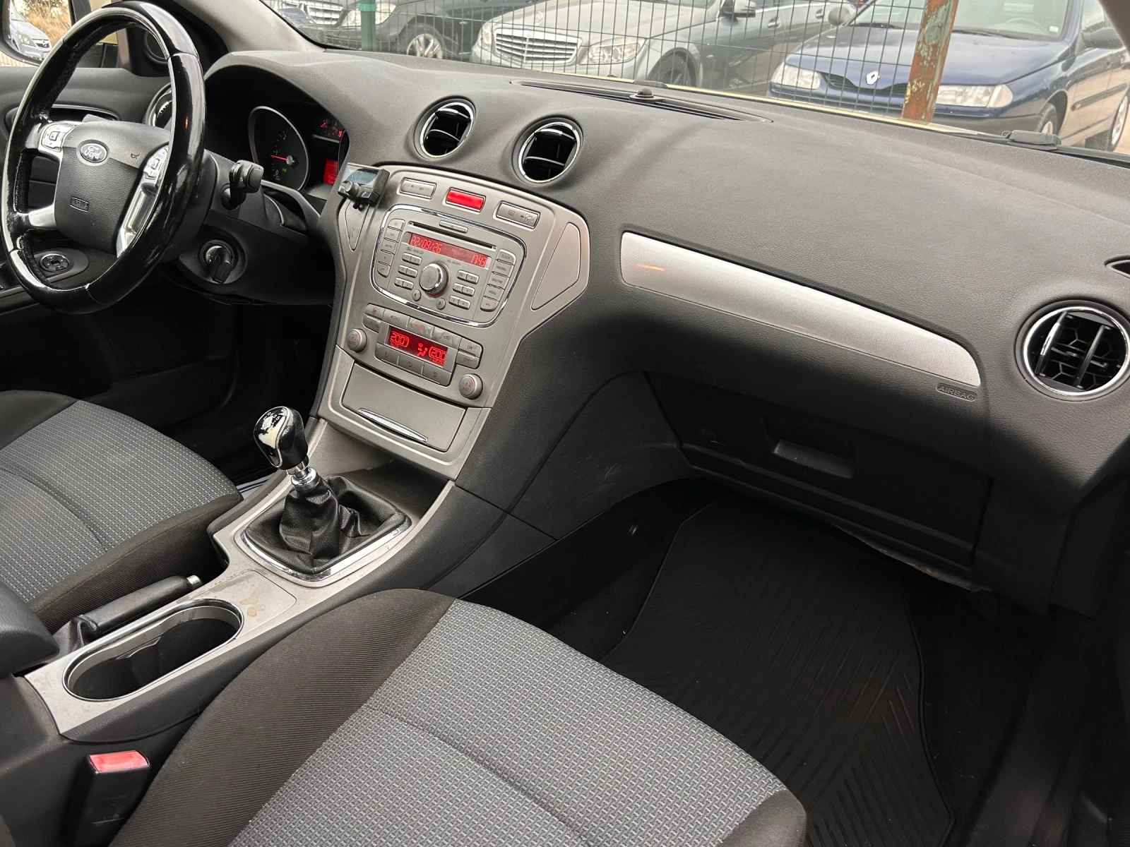 Ford Mondeo, снимка 11 - Автомобили и джипове - 56183255
