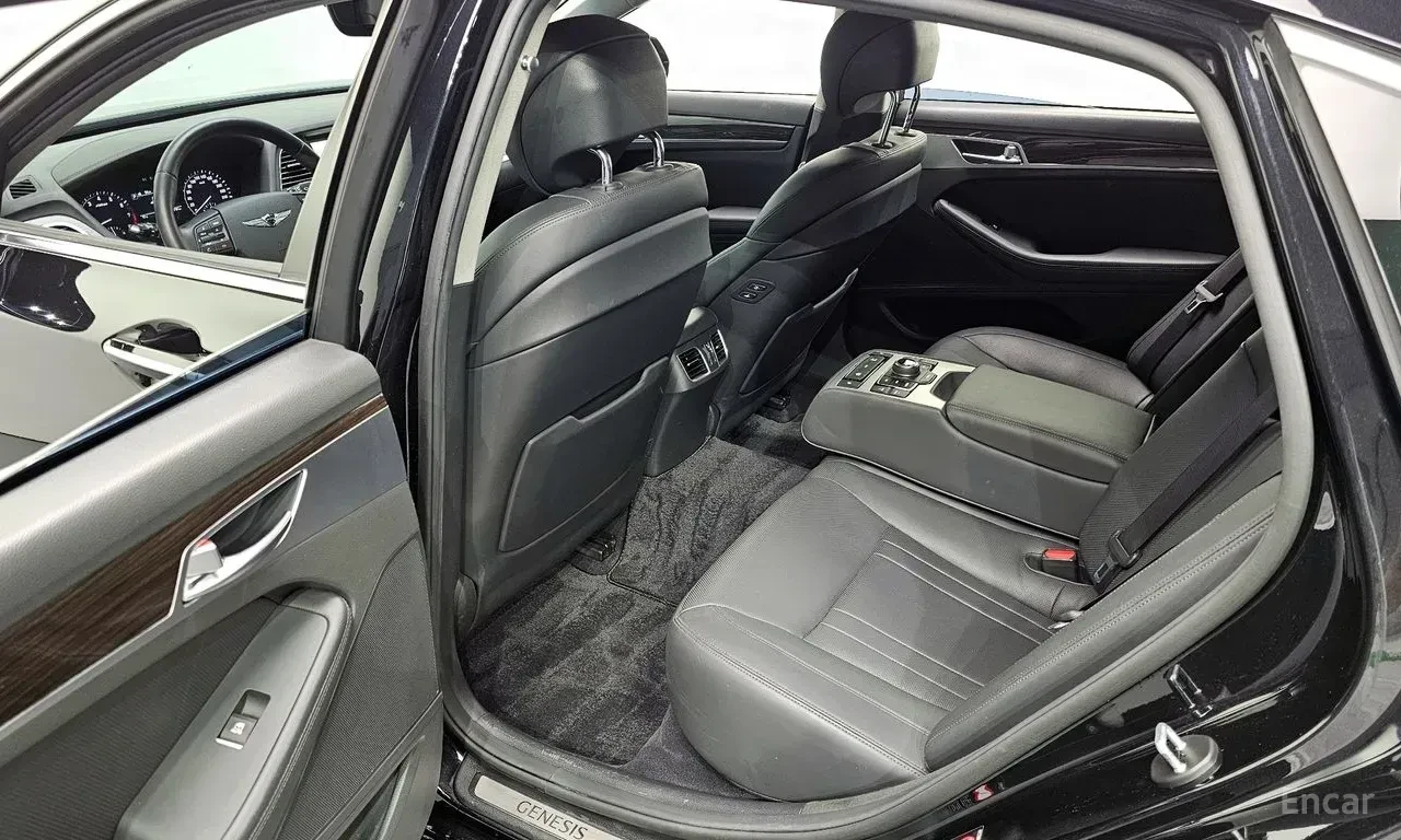 Genesis G80 3.3GDI* * Luxury* * ���������* * �������* * ������ | Mobile.bg � ����������� 10